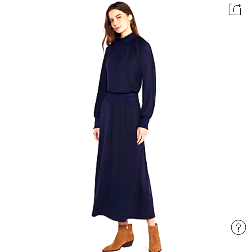 Ann Taylor smocked Midi Dress, largStyle #:556943Size: L  RegularColor: Night Sk